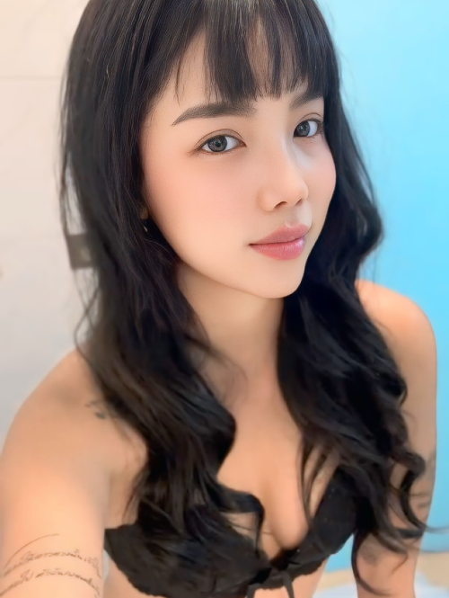 HONEY Main photo